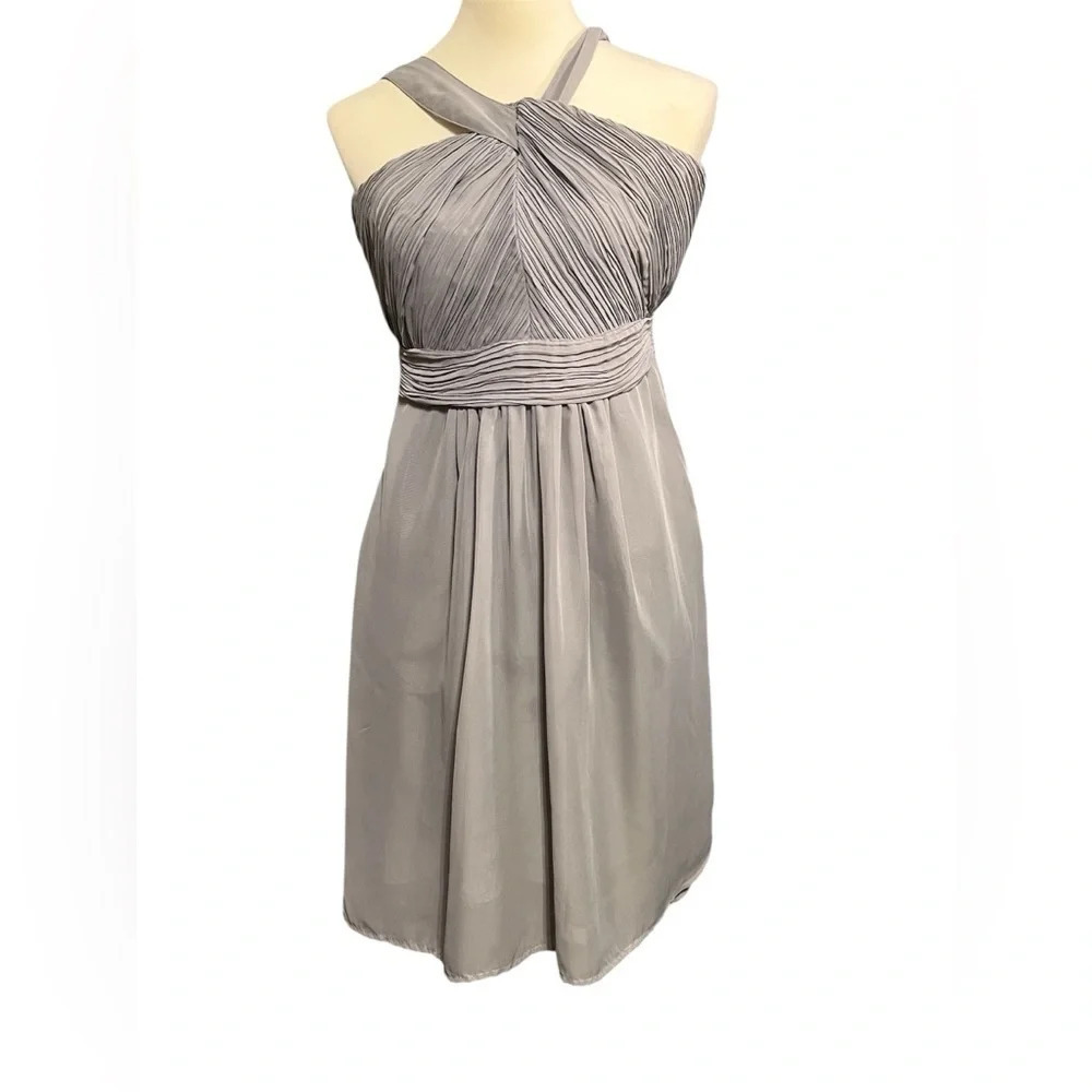 Tevolio Grey Chiffon A-Line Halter Knee-Length Dress with Pockets Sleeveless (4)